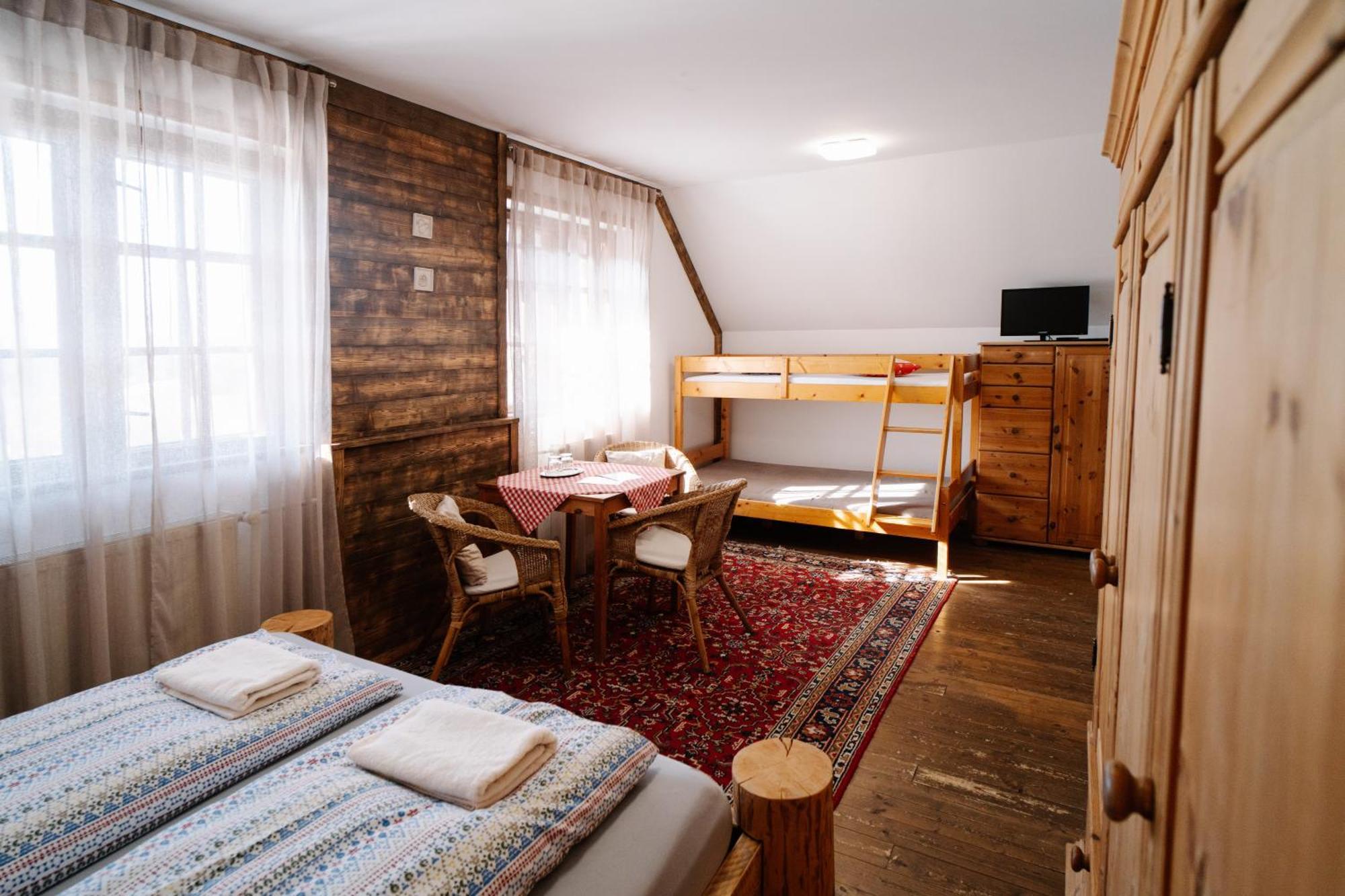 Gazdovsky Dvor B&B S Mini Wellness Bešeňová Extérieur photo